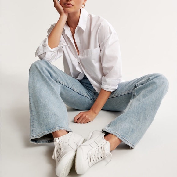 A&F the 90s high rise relaxed jean , size 27 (size 4 regular). NOT NWT - Picture 6 of 15